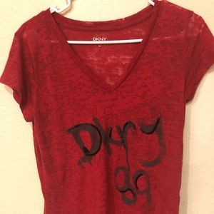 Dkny Tops - DKNY excellent condition t-shirt. Dkny Tops - DKNY excellent condition t-shirt.